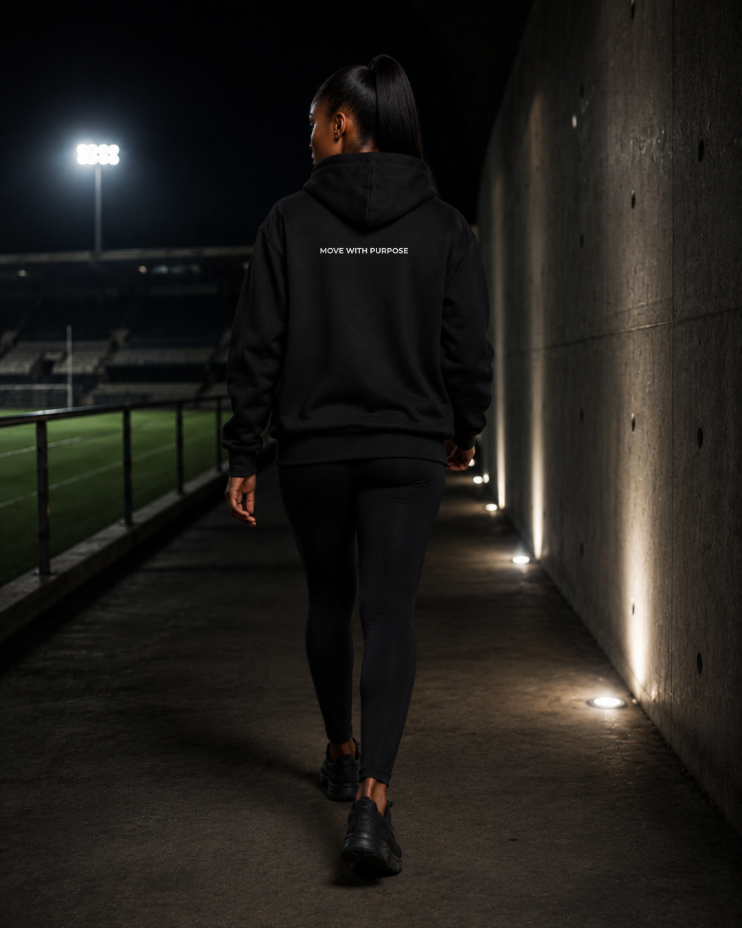 STATEMENT HOODIE — BLACK