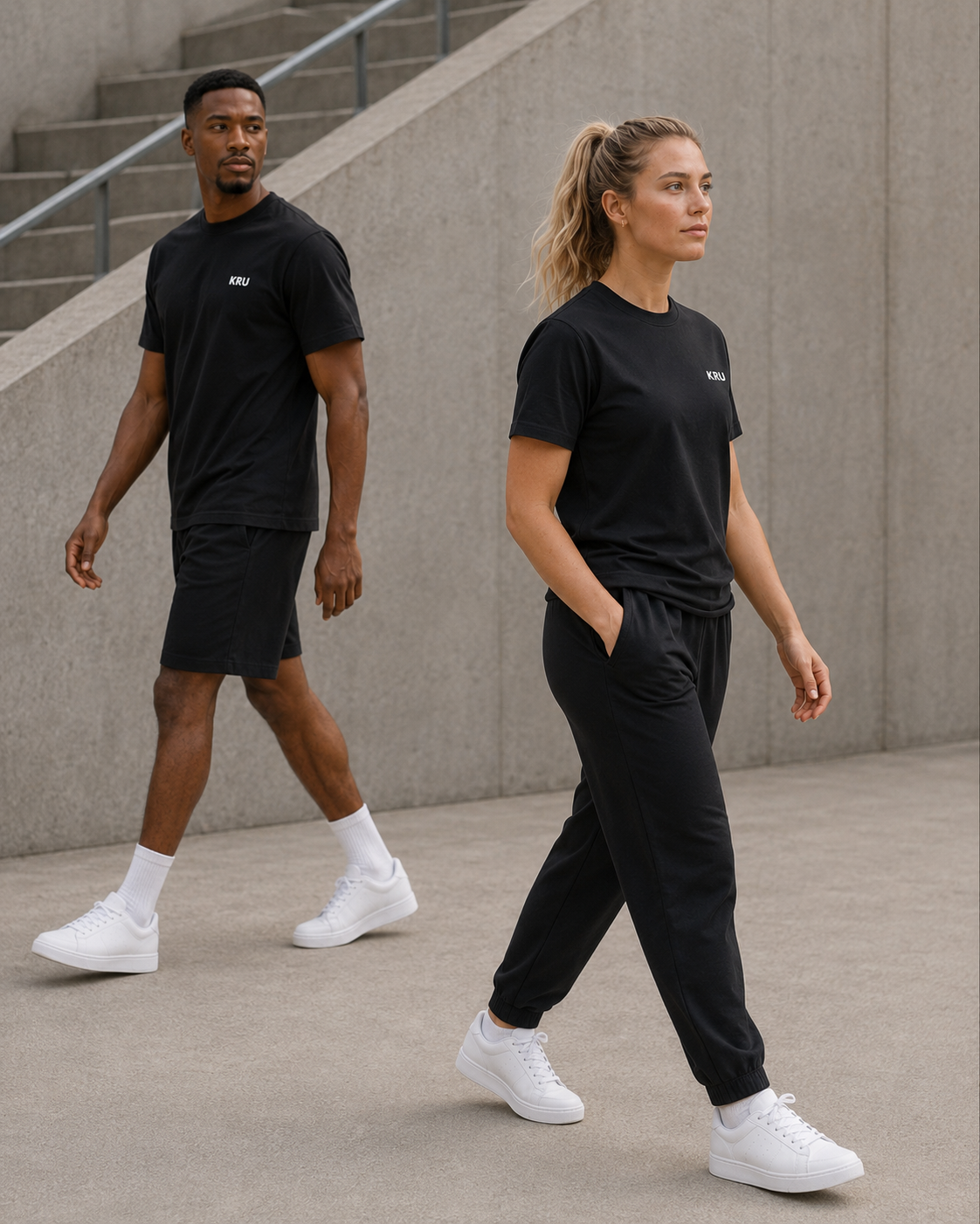 CORE TEE — BLACK