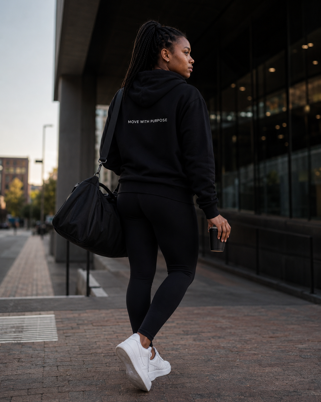 STATEMENT HOODIE — BLACK