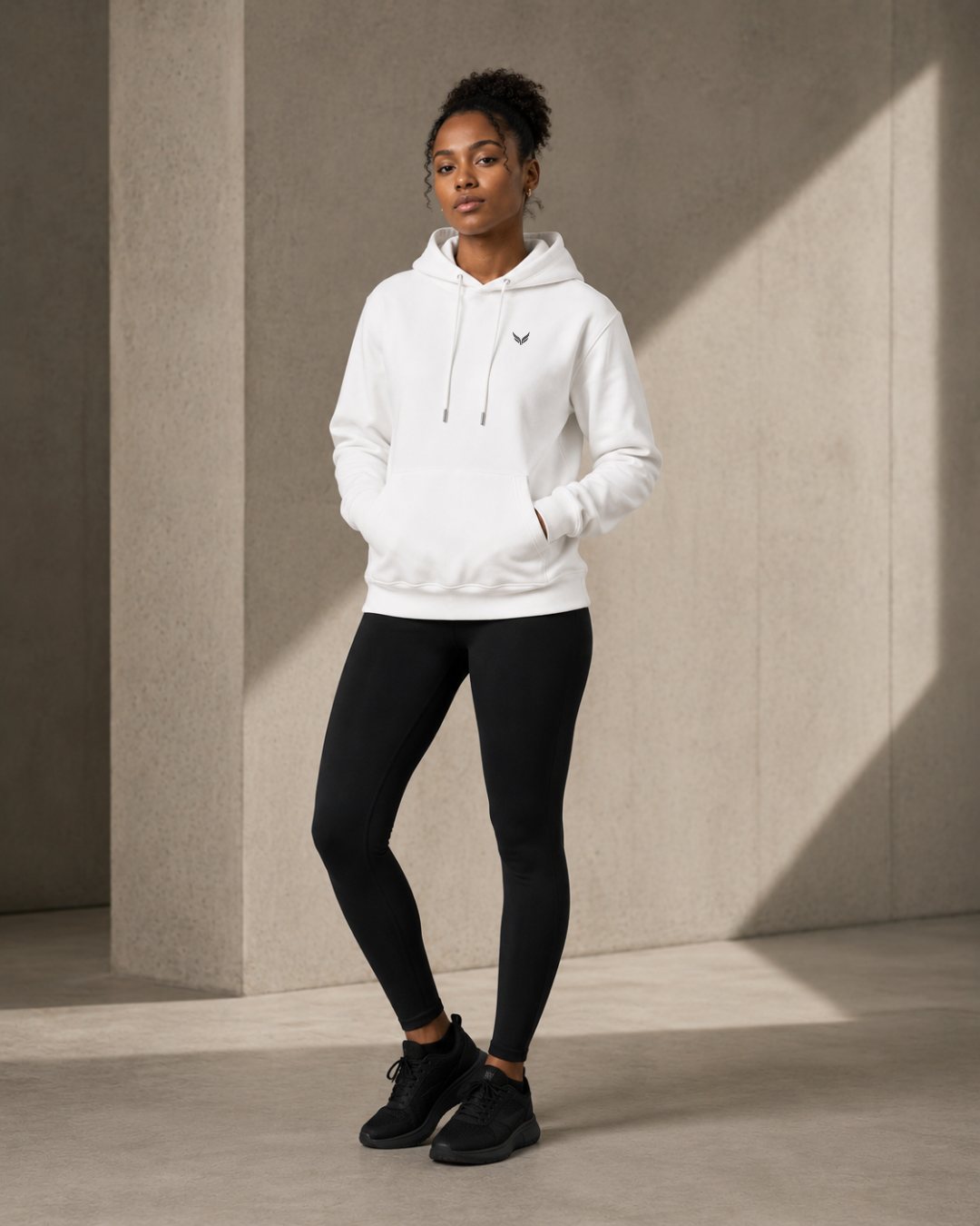 STATEMENT HOODIE — WHITE