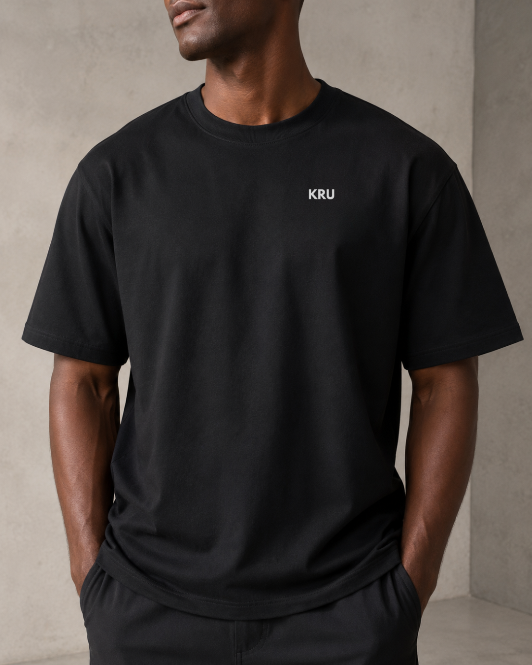 CORE TEE — BLACK