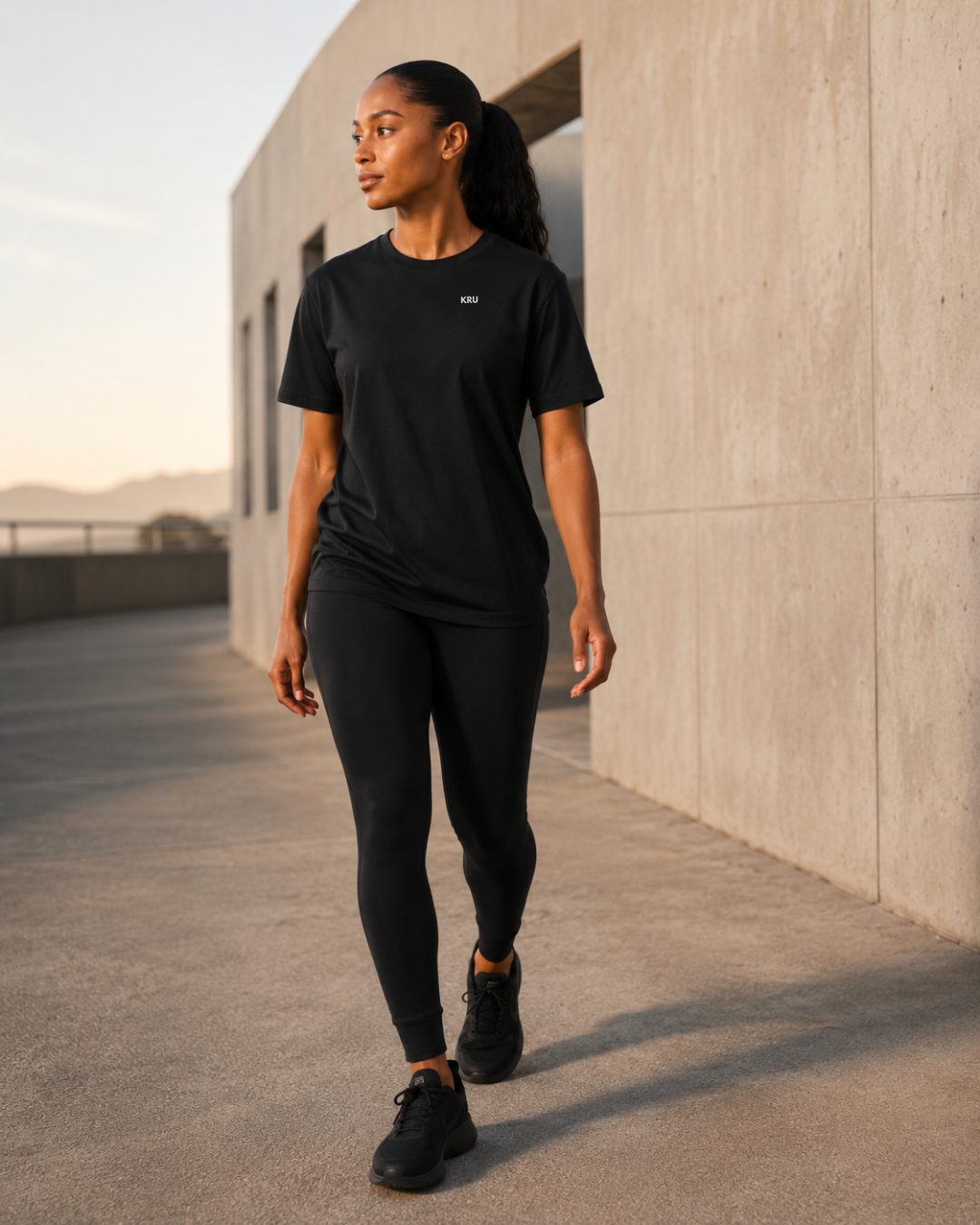 CORE TEE — BLACK