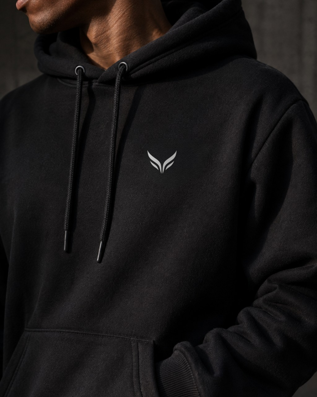 STATEMENT HOODIE — BLACK